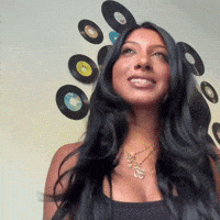 Queen Yas GIF