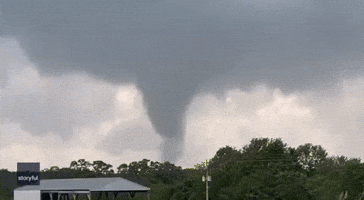 'Look at This!': Missouri Tornado Forms Right in Front of Chaser
