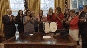 GIF by Univision Noticias