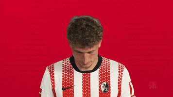 Look Up Sc Freiburg GIF by Bundesliga
