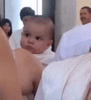 Baby Julgar GIF