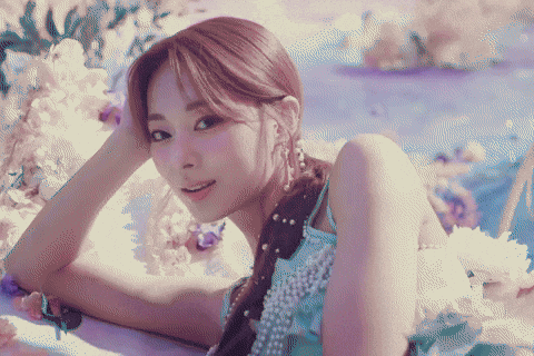 Dive Mina GIF