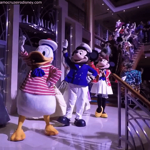 Donald Duck Goodbye GIF by Amo Cruzeiro Disney