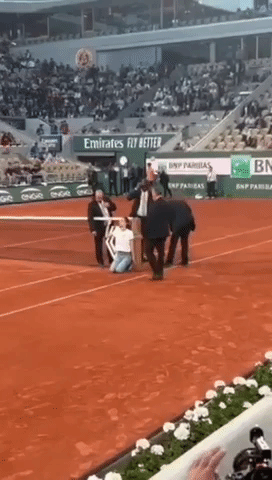 Climate Protester Interrupts French Open 