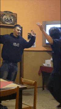 afrosamuraj dance beer pub hospoda GIF
