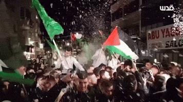 Celebrations Erupt in Ramallah Upon Release of Palestinian Prisoners
