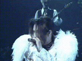 dekifruiiti singing point up gackt visual kei GIF