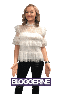 swipe up caroline berg eriksen Sticker by tv2norge