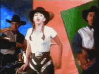 alicia villarreal baile GIF