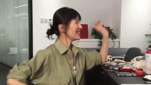 papi jiang vlogger GIF