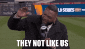 DodgersChat baseball mlb dodgers kendrick lamar GIF