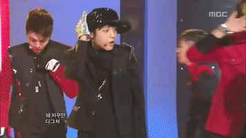 kpop k-pop k pop coed school GIF