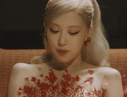 Rose GIF by BLACKPINK