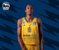 Basketball Louis GIF by ALBA BERLIN