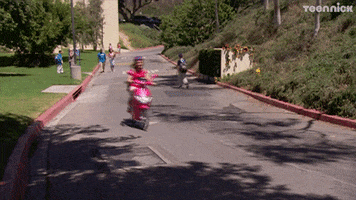 zoey 101 nickelodeon GIF by NickRewind