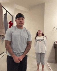 Laro GIF