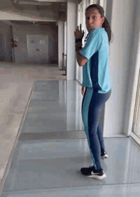 Wiam Pelos GIF