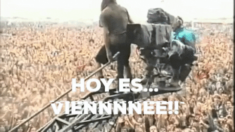 ElPais_Retina giphygifmaker dive pearl jam eddie vedder GIF