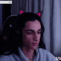 LilSanguchito gracioso golpe tilt reaccion GIF