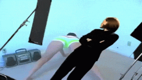 Scully Twerk GIF by jOnNy'S wOrLd