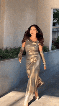 Manisha 1 Piece GIF
