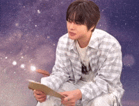 Leo GIF