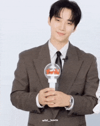 Leejunho GIF