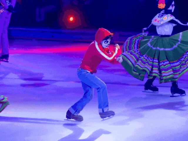 Skating Feld Entertainment GIF by Disney On Ice
