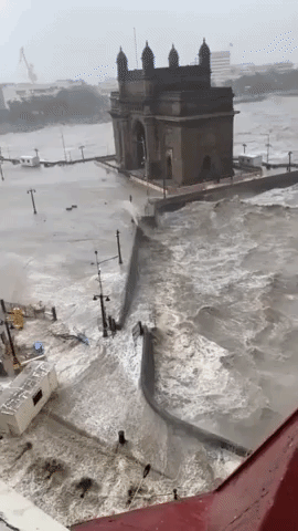 Mumbai Waterfront Inundated Amid Deadly Cyclone Tauktae