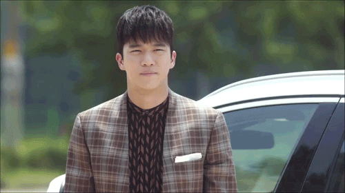 kdramabingers giphyupload kdramabingers something about 1 percent something about one percent GIF