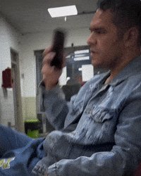 پیشرو GIF
