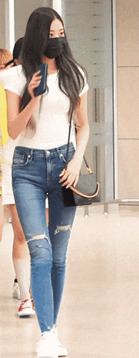 chohapark giphyupload GIF