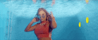 me voy GIF by Rombai