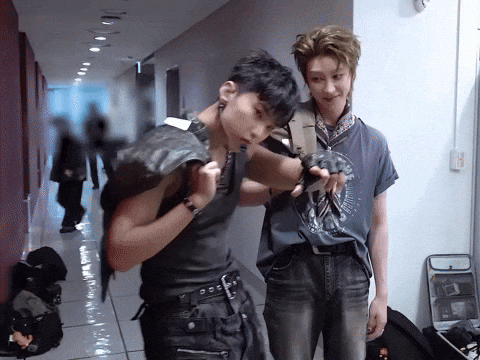 세븐틴 Hao GIF