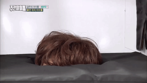 weekly idol happy mingyu GIF