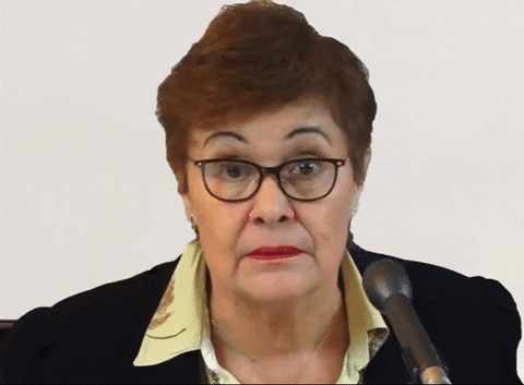 tostaqui giphyupload sigaut matzneff grosse vache GIF