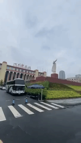 Chengdu Roads Empty as City Enters COVID Lockdown
