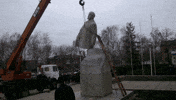lenin hanging GIF