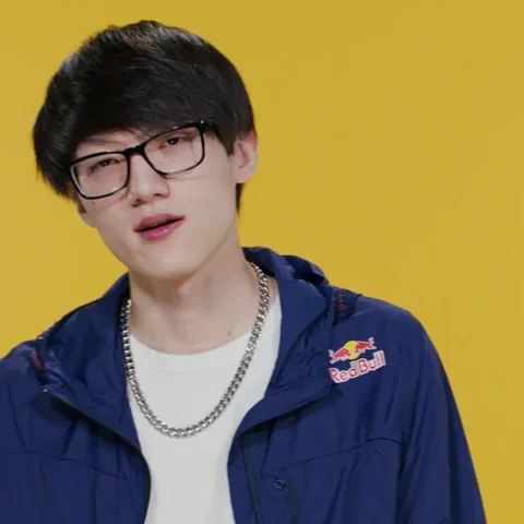 Apex Legends Red Bull Gaming GIF