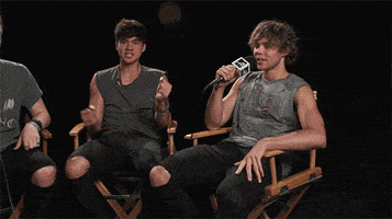 5 seconds of summer mtv vmas GIF