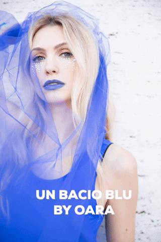 Eleonora Albrecht Oara GIF