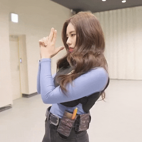 Fromis9 GIF