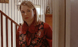 renee zellweger well this scene is one of my favorites in the book GIF