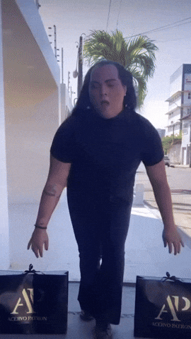 giphy.gif?cid=9b38fe9109b48afsmtmzcikcjz