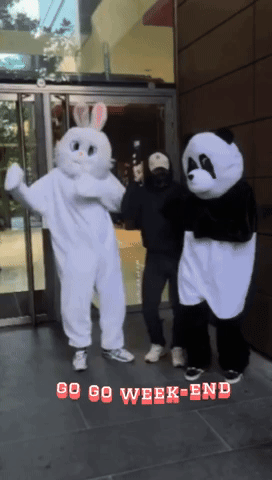 Go Go Week-End GIF