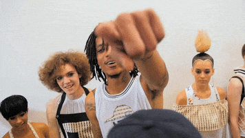 200.gif?cid=fc005b08f705191b8122554adb3bb2af58e5bfac97c19497&rid=200.gif&ct=g