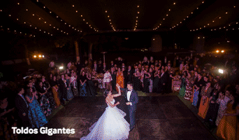 Evento Enorme GIF