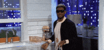 martha & snoop's potluck dinner party usher GIF by VH1