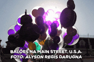alysonregisdarugna disney balloons magic kingdom GIF