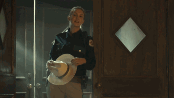 Wyn0nnaE4rp syfy #wynonnaearp GIF